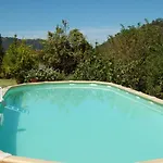 Unis Villa *